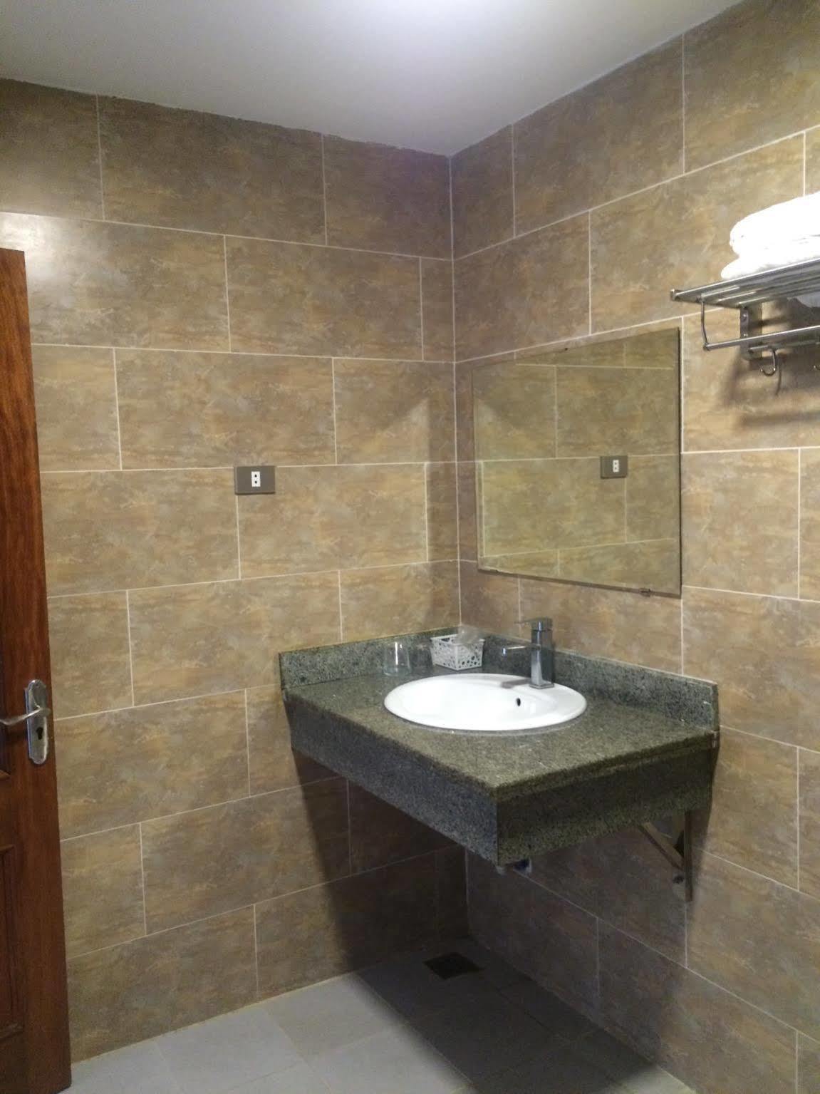 Chio Hotel Noi Bai Extérieur photo